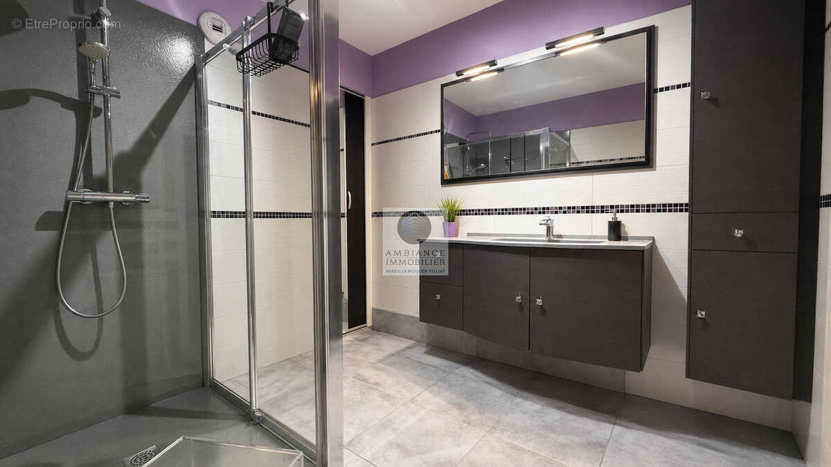 Appartement en dernier étage avec vue dégagée sur les montagnes - photo 15