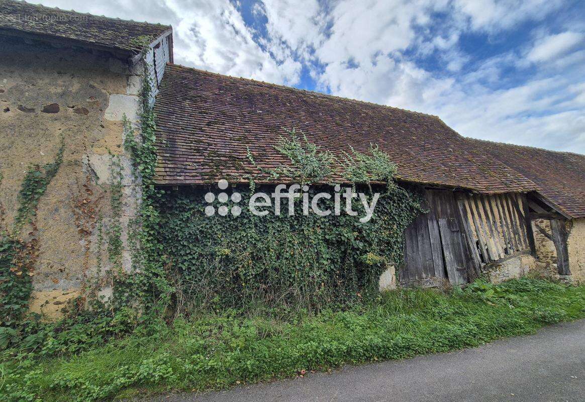 Maison à EPUISAY