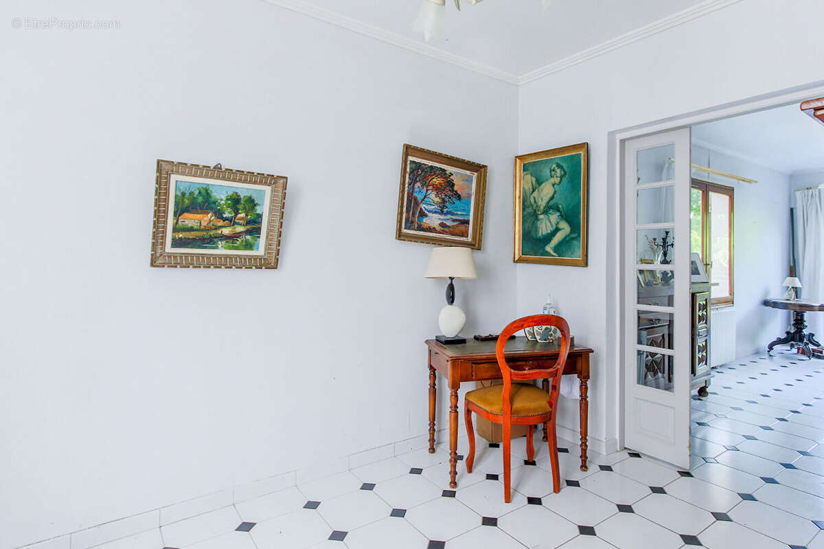 Maison à MAULE