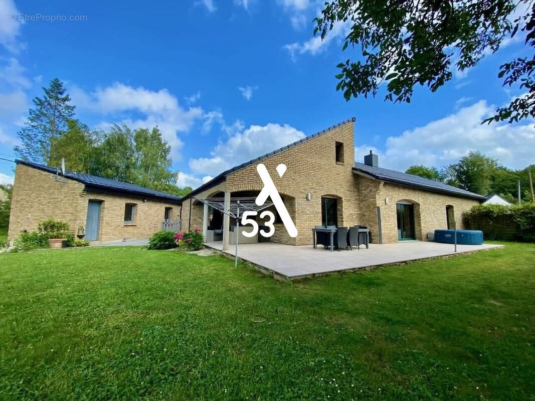 Maison à QUIESTEDE