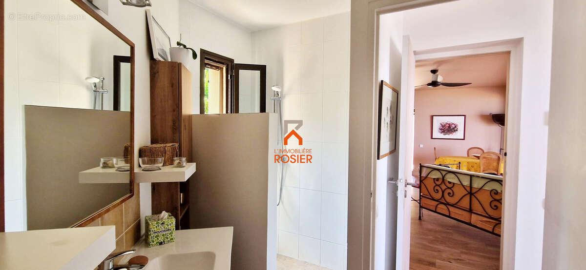 Maison à HYERES