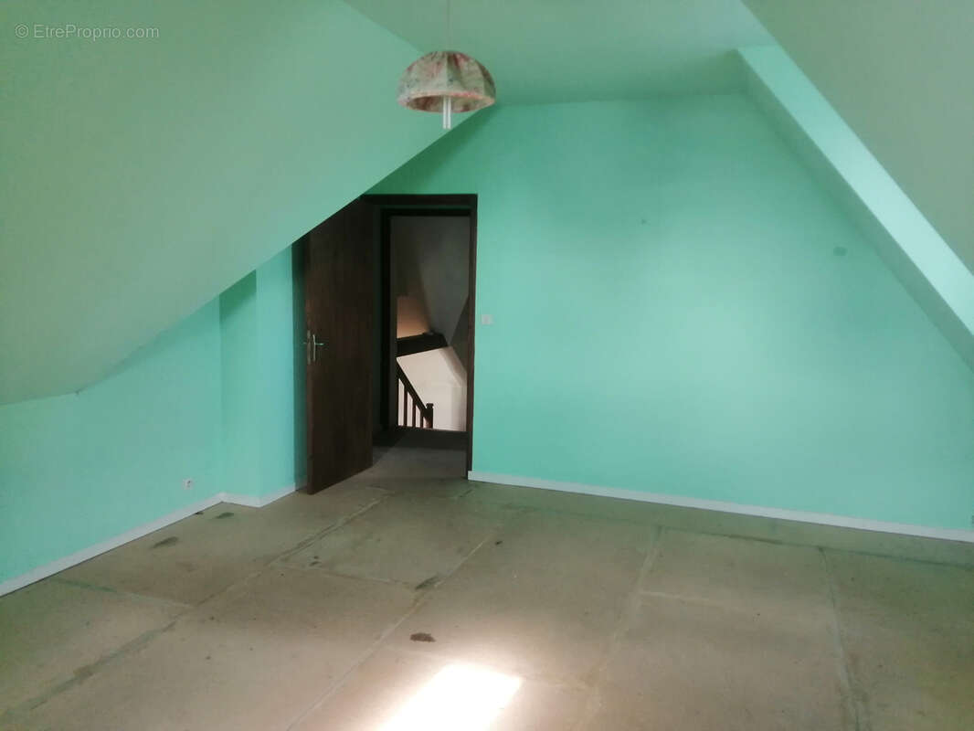 Maison à MAGNAC-LAVAL