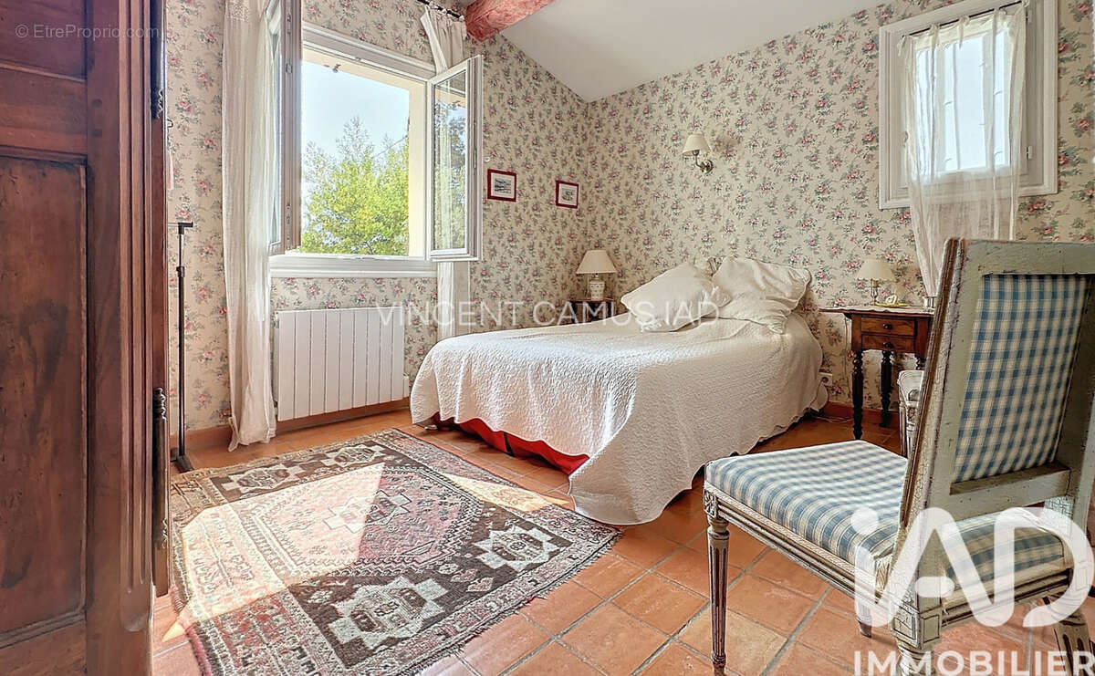 Photo 6 - Maison à LE CASTELLET