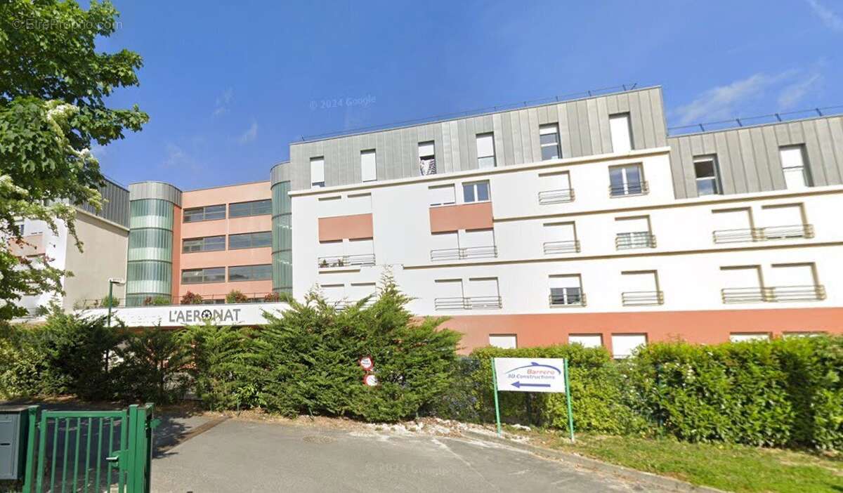 INVESTISSEMENT LOCATIF  Saint-Cyr-l'École  Résidence Étudiante L'Aéronat - 6,34 % de rentabilité - photo 12