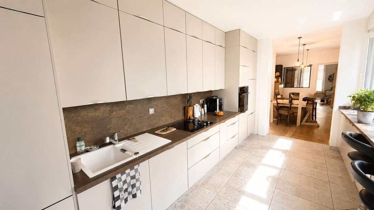 Appartement 90 m² à Nancy  - photo 2