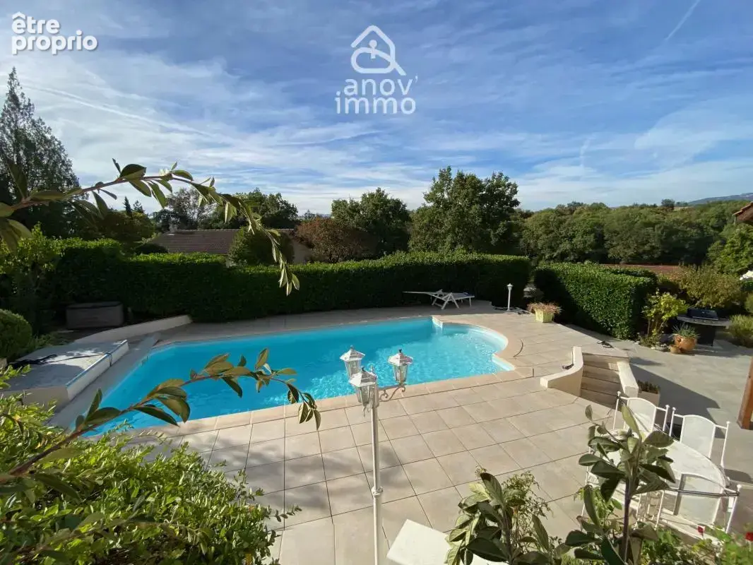À 35 min de Lyon, maison de 151 m2 avec piscine, vue et calm - photo 25