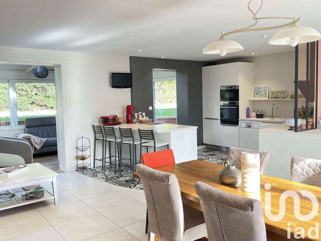 Photo 3 - Maison à MONTOURNAIS