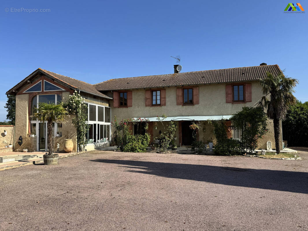 Maison à MIELAN