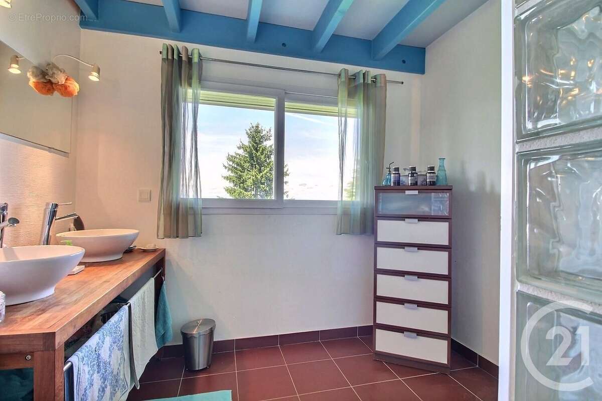 Maison à EVIAN-LES-BAINS