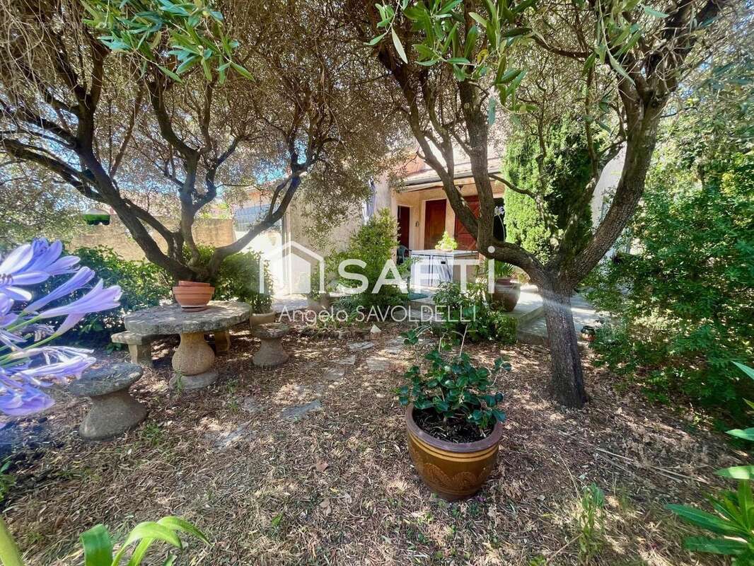 Photo 2 - Maison à HYERES