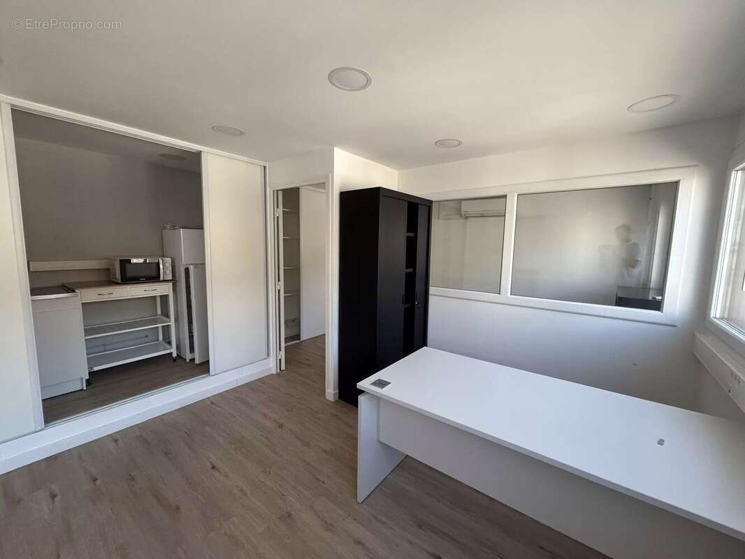 Commerce à CAGNES-SUR-MER