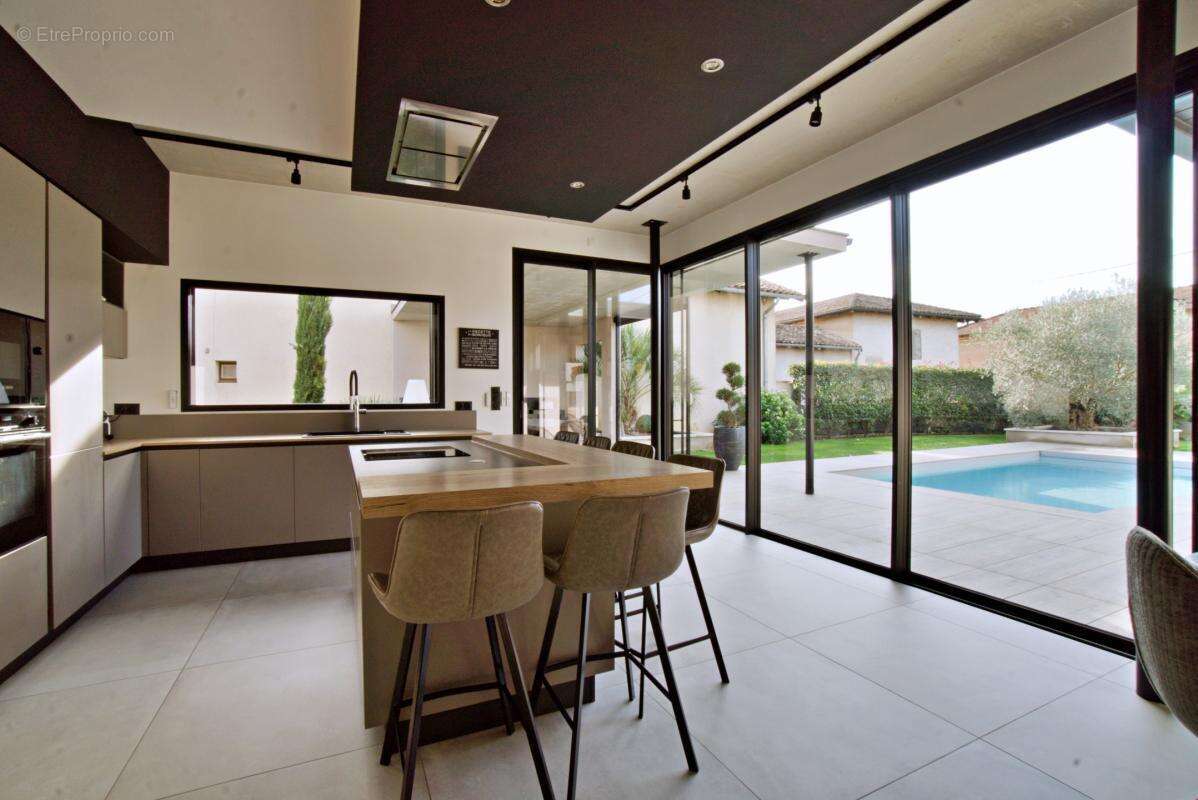 Maison à VILLEFRANCHE-SUR-SAONE