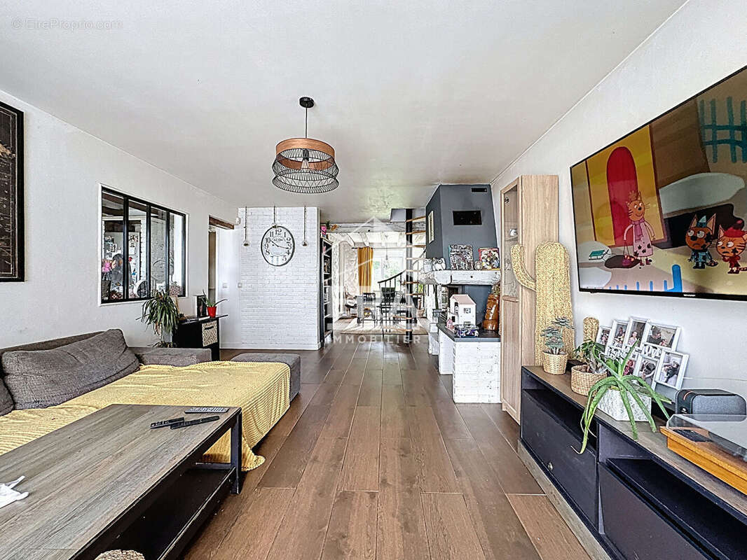 Maison à CHAUMONTEL