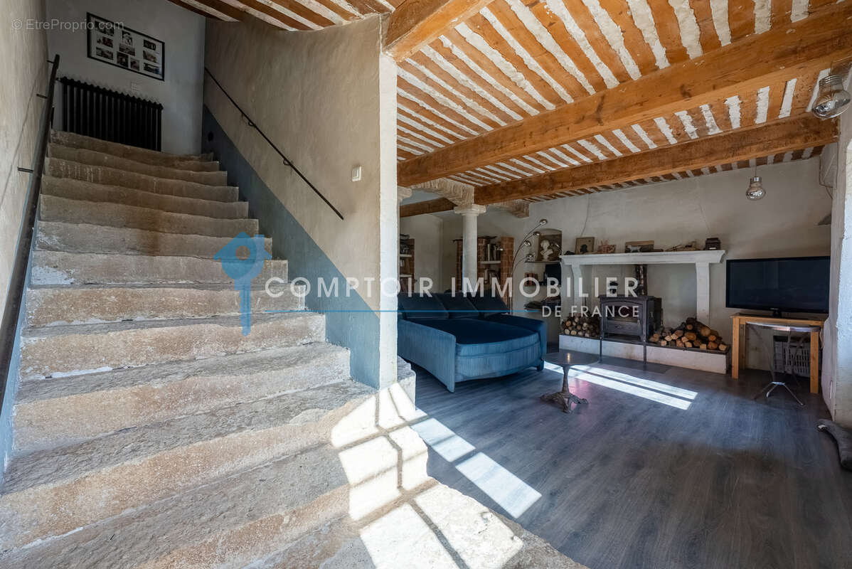 Maison à ROBION