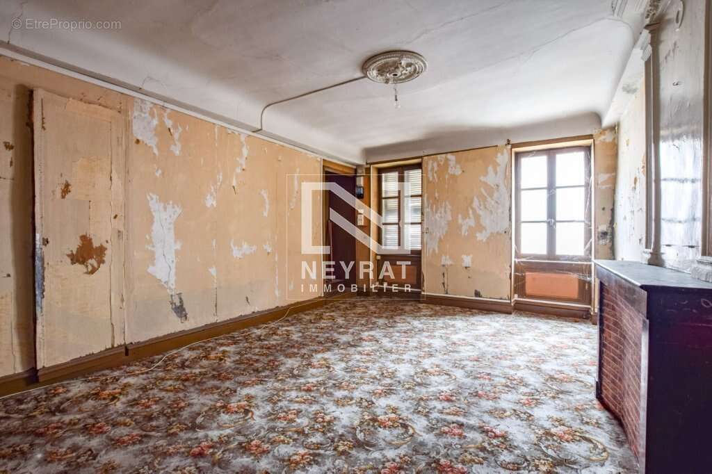 Appartement à GIVRY