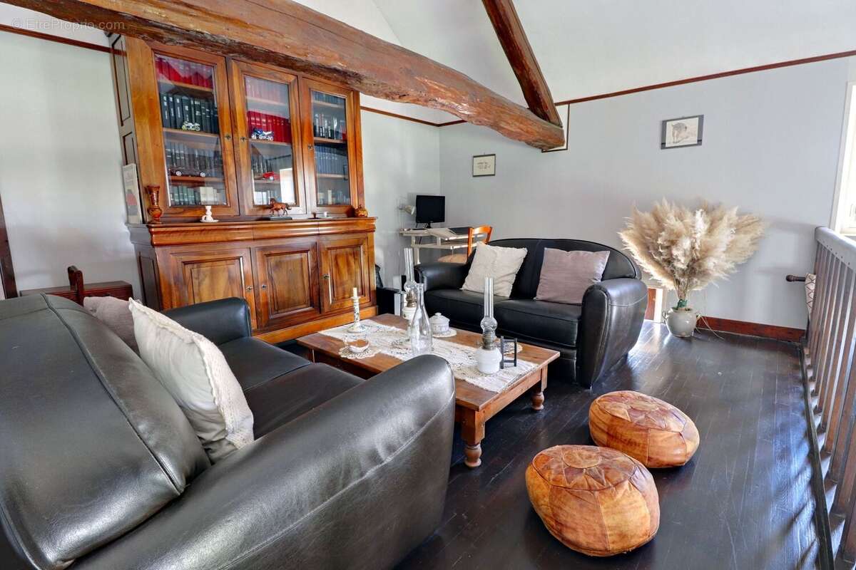 Maison 143 m² à Tilly  - photo 9