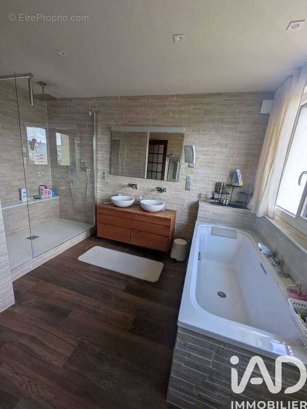 Photo 8 - Appartement à SOTTEVILLE-LES-ROUEN