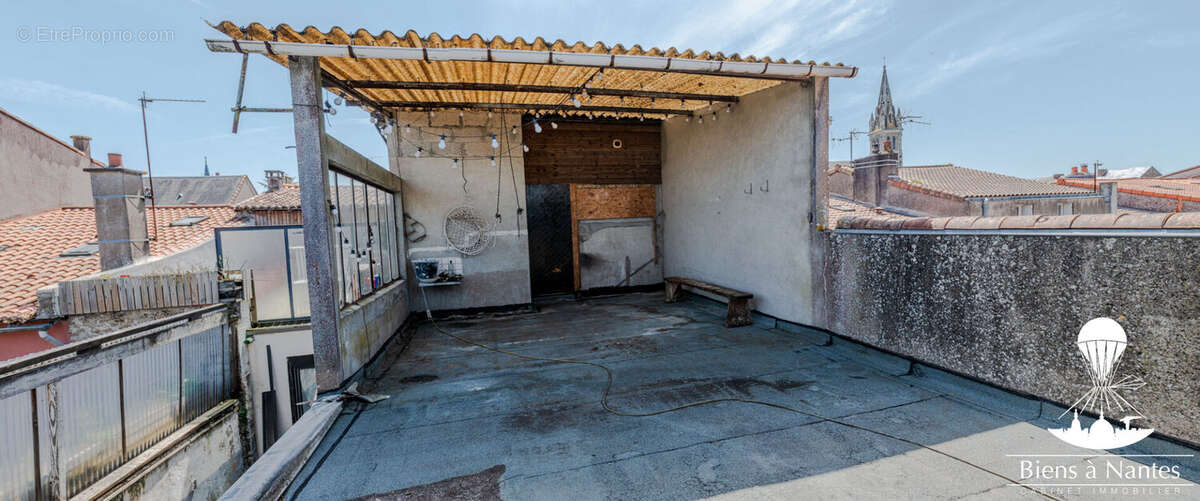 A vendre sevremoine local vitrine commerciale- appartement - hangar  - loft - photo 6
