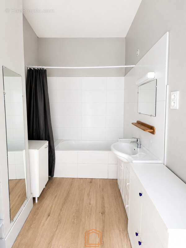 Appartement T2 Part dieu 48 m2 2ème étage - photo 5