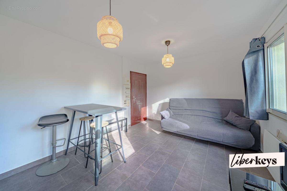 Appartement à MARSEILLE-11E