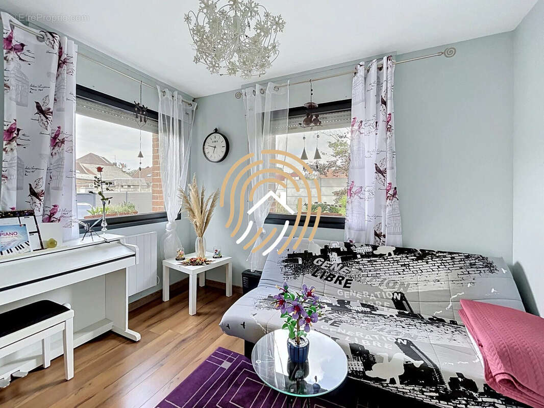 Maison 116 m² à Raimbeaucourt  - photo 6
