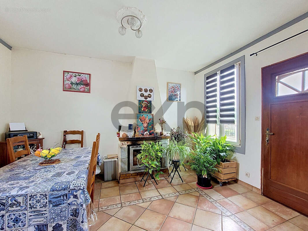 Maison 100 m² à Chauny  - photo 4