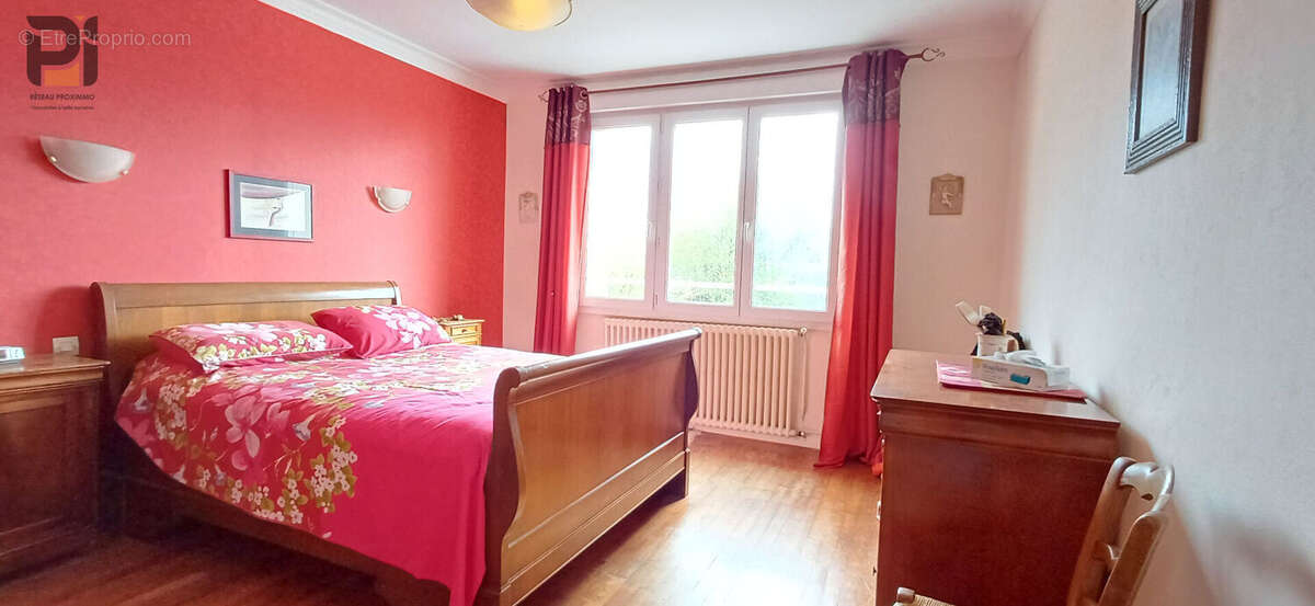 Maison à LES FOUGERETS