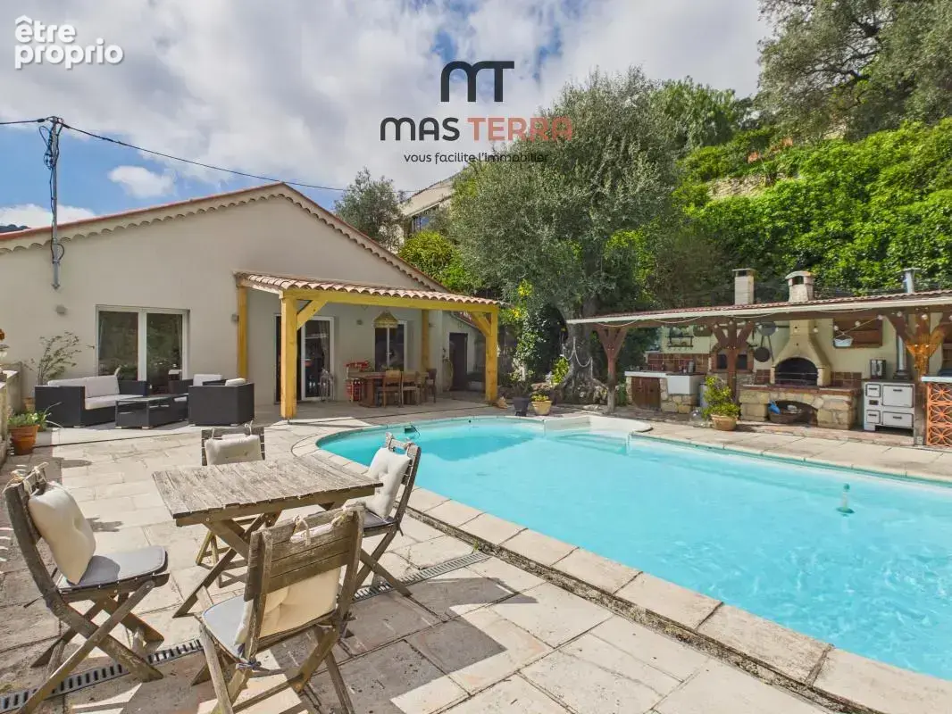Maison 5 pièces 98 m² à vendre à Le Bar-Sur-Loup (06620) - photo 3