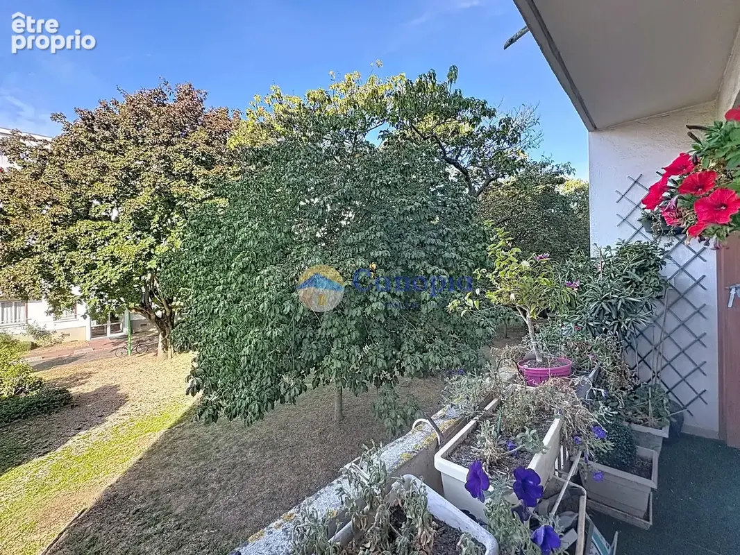 Appartement 5 pièces 75 m² à vendre à Chevilly-Larue (94550) - photo 2