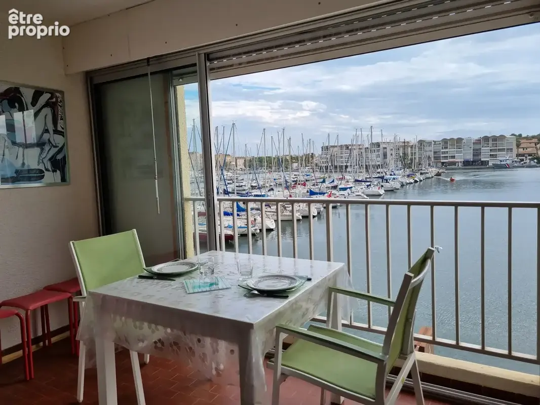 A vendre - gruissan -port - proche plage du grazel studio 4 couchages - vue port - parking - photo 2