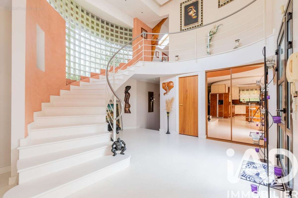 Photo 5 - Maison à VERRIERES-LE-BUISSON