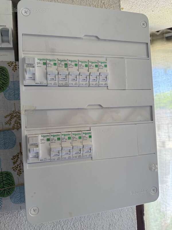 Appartement à CORBEIL-ESSONNES