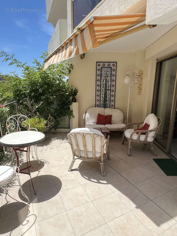 Appartement à LE CANNET