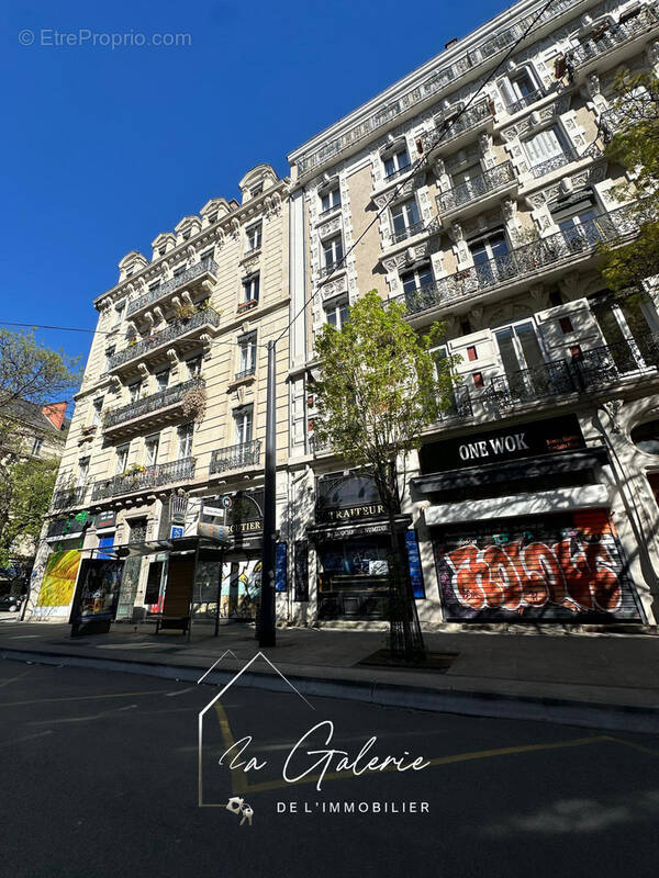 Commerce à GRENOBLE