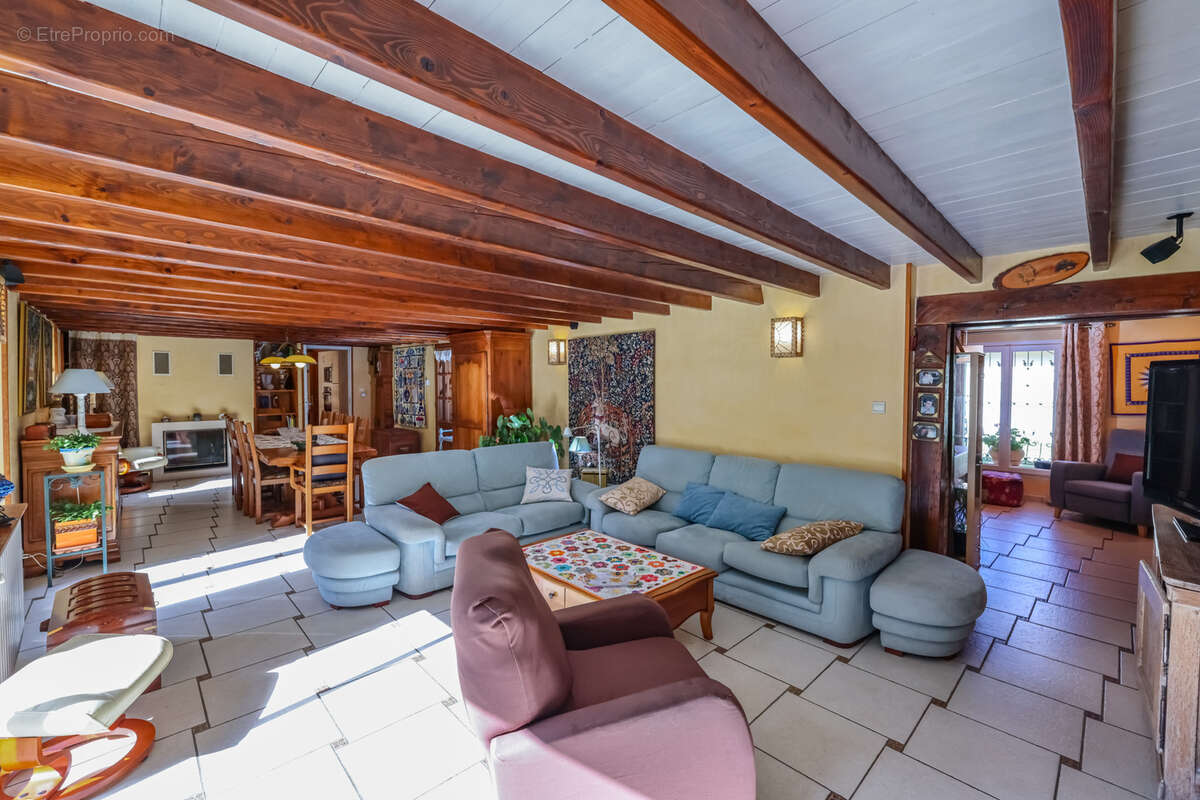 Maison à BELIN-BELIET