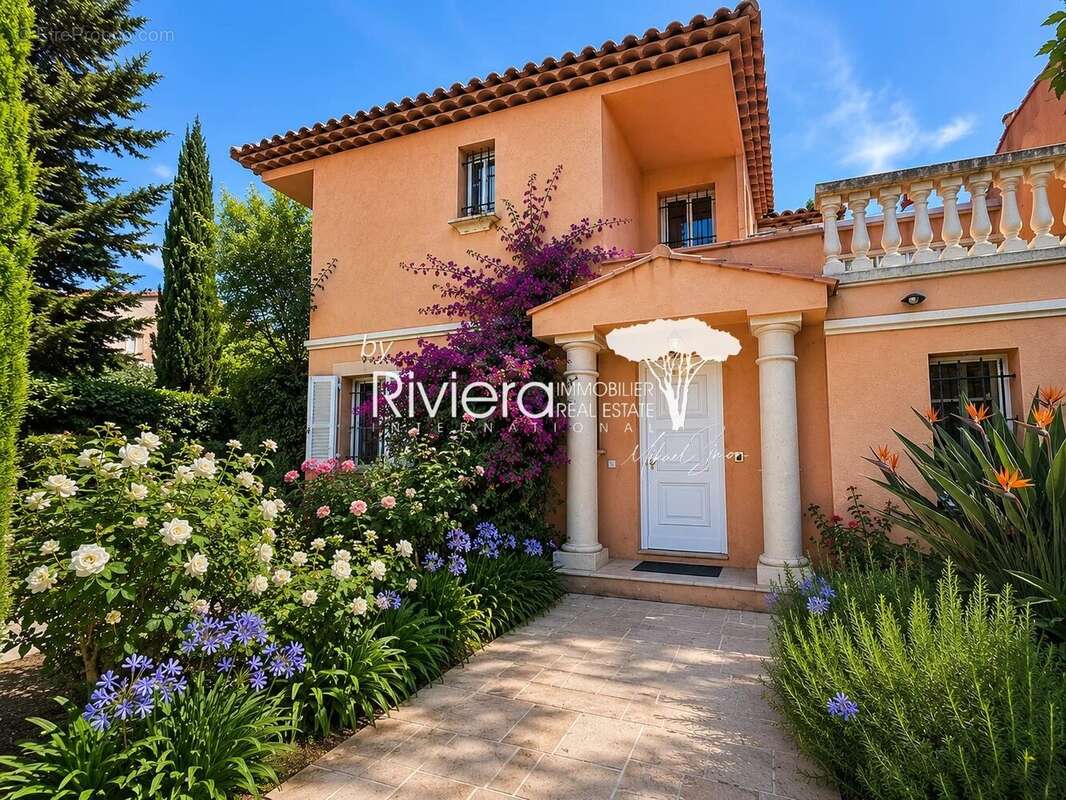 Maison à CAVALAIRE-SUR-MER
