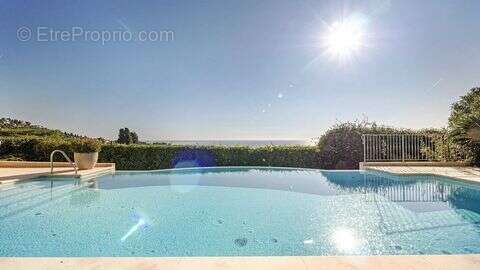 Maison à ROQUEBRUNE-CAP-MARTIN