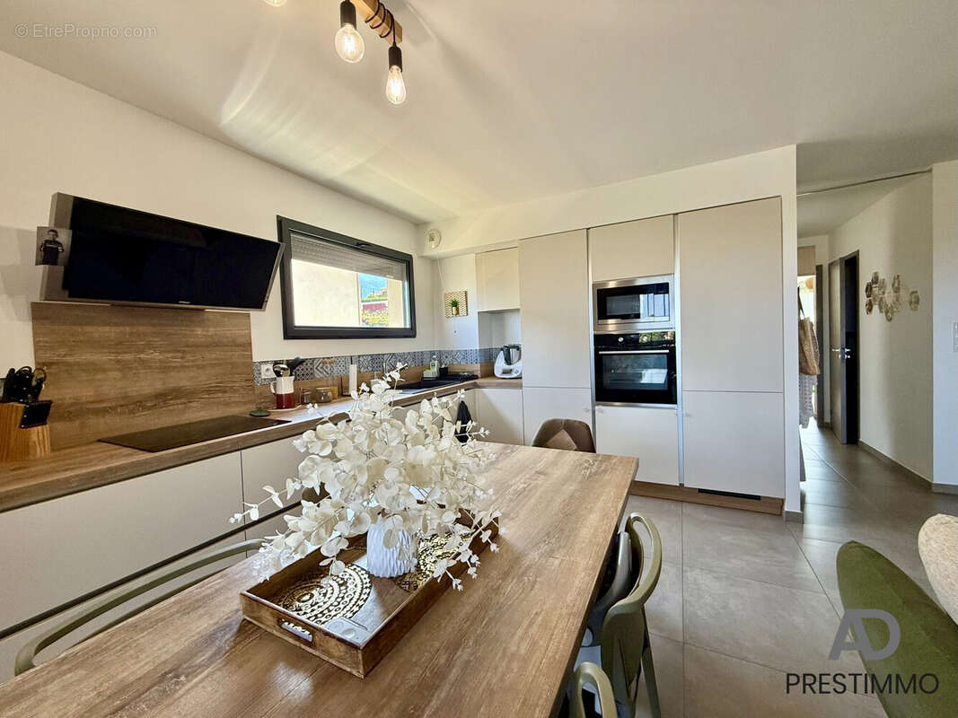 Appartement 68 m² à Furiani  - photo 5