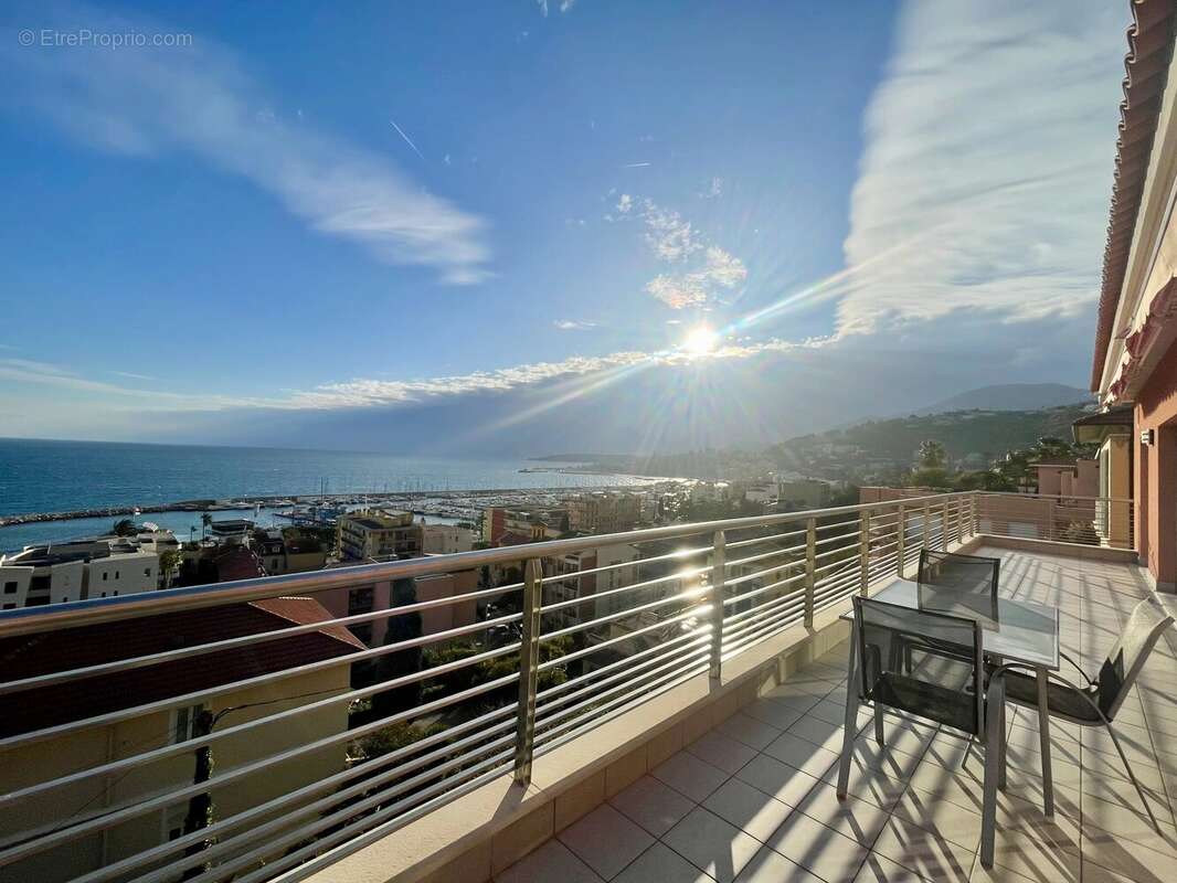 Appartement à MENTON