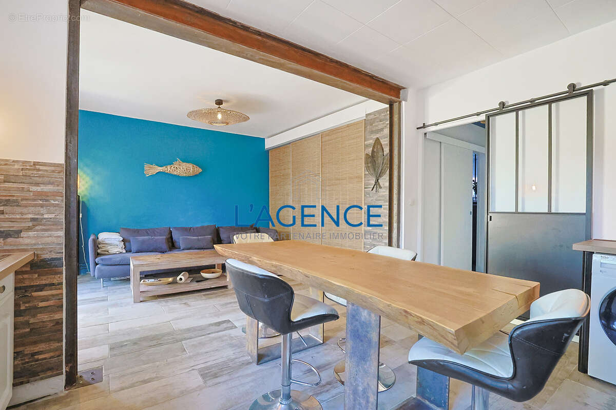Appartement à HYERES