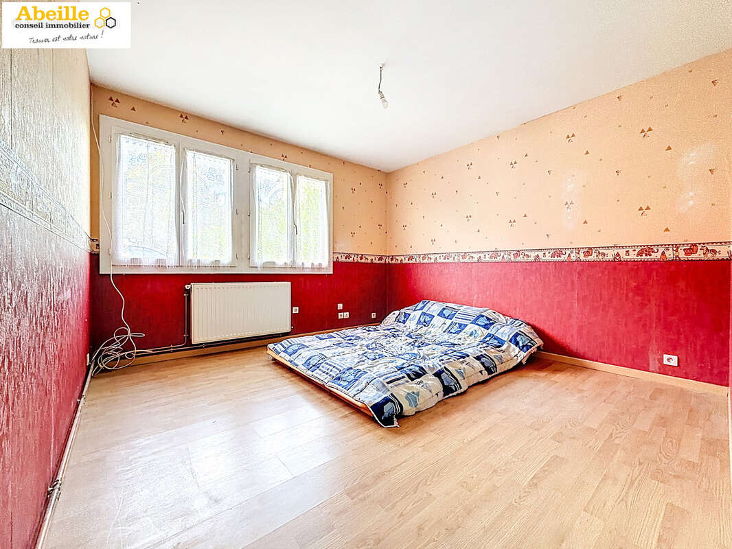 Maison à SAINT-CHERON