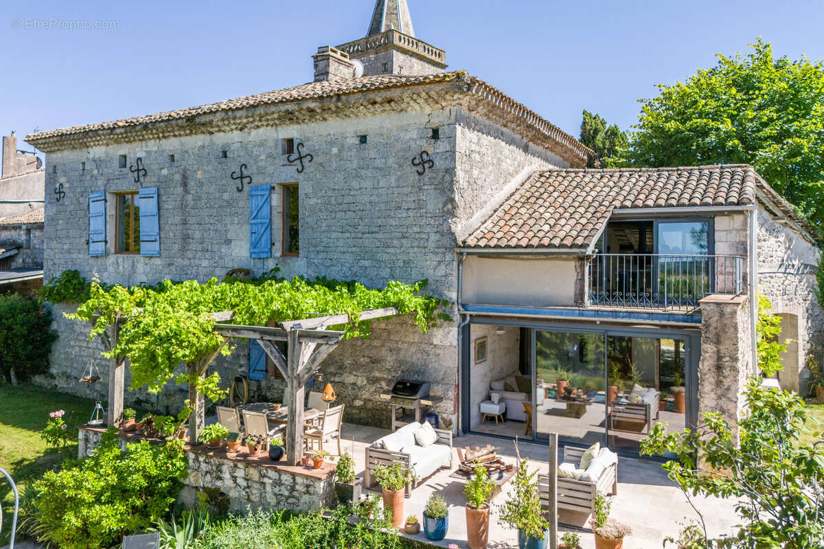 Propriété de campagne avec piscine et dépendances - photo 4