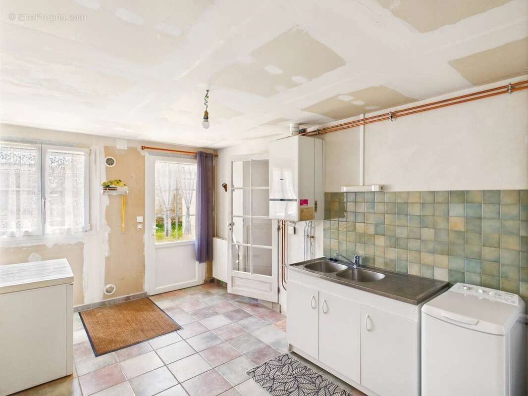 Maison à PIEGUT-PLUVIERS