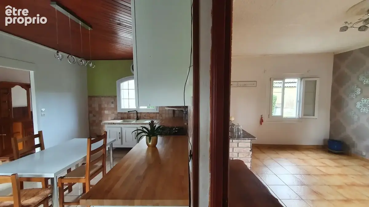 Maison à vendre 4 pièces  de 87 m² avec 3 chambres à TRICOT (60) - photo 3