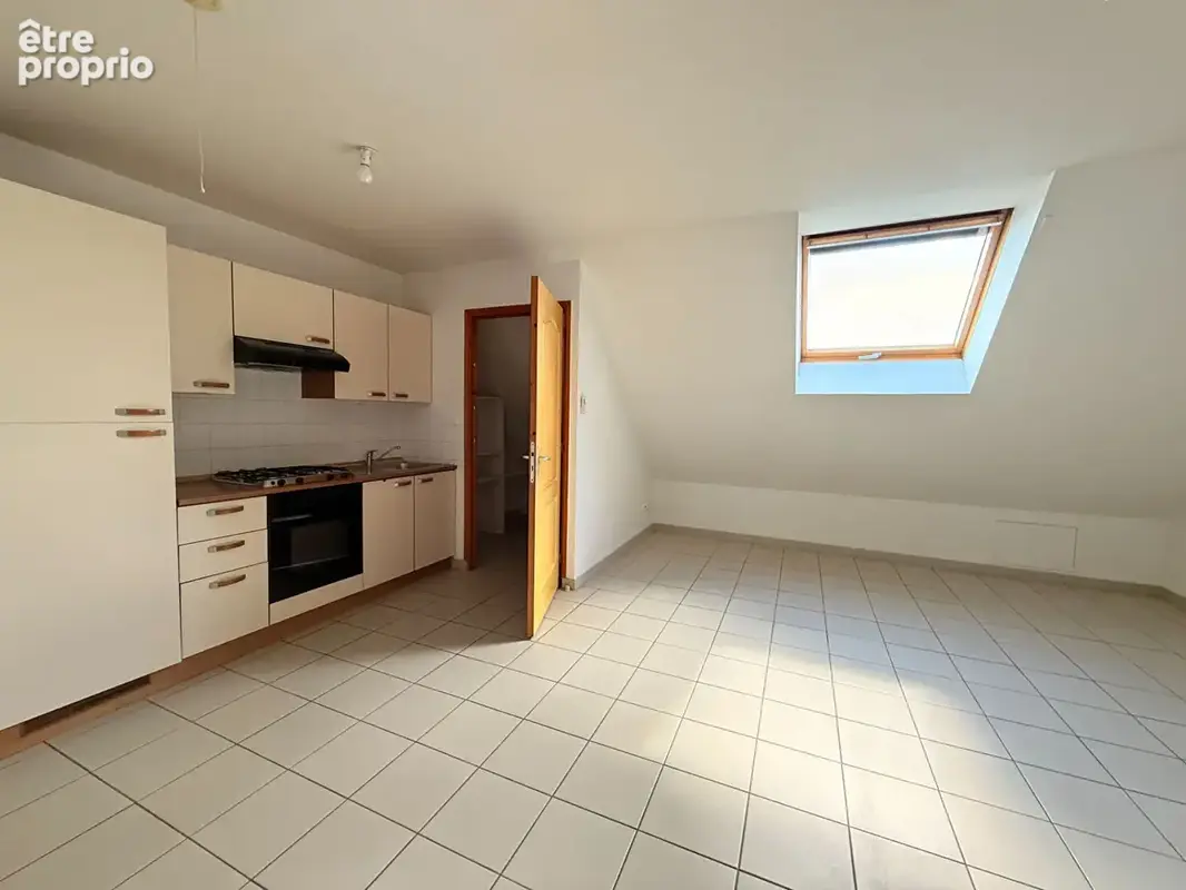 BOURGES/ASNIERES  Immeuble de 6 appartements et 6 parkings. - photo 10