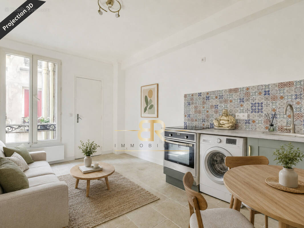 Appartement à PARIS-17E