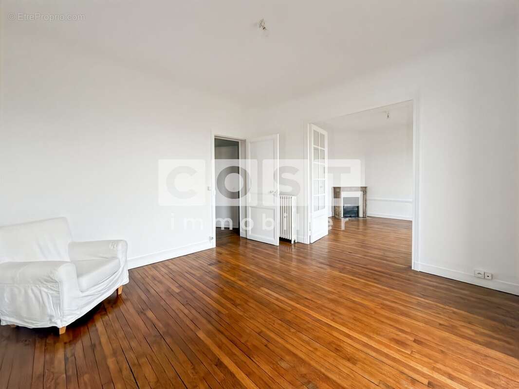 Appartement à COLOMBES