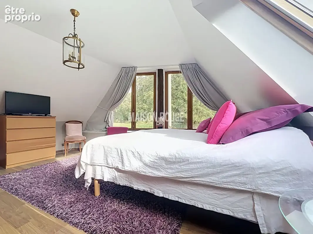 Maison en pierre rénovée avec piscine chauffée sur 3 200 m² de terrain à Val Couesnon - photo 15