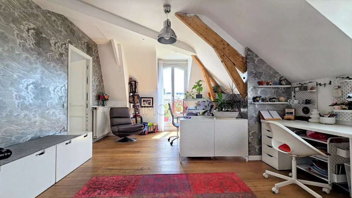 Maison à LIVRY-GARGAN