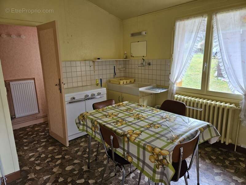 Maison à ORCIVAL